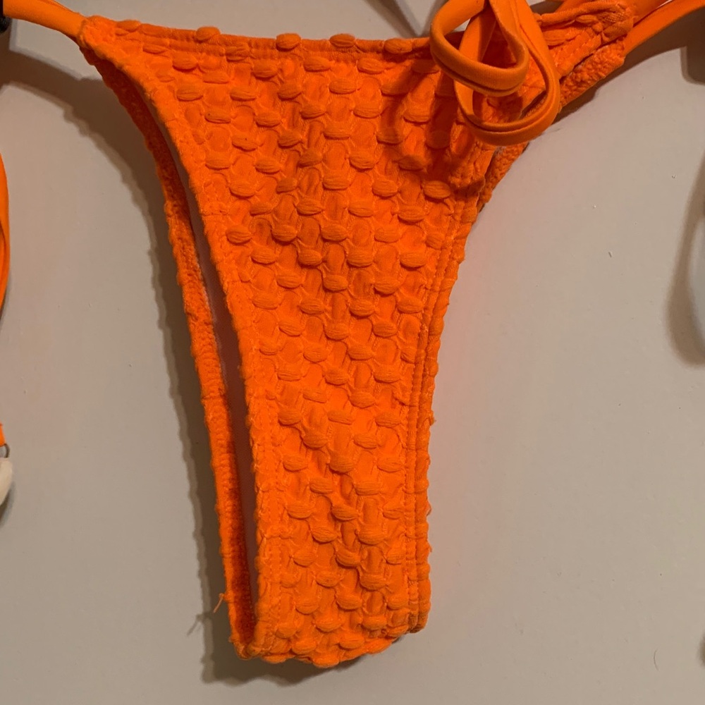 Orange Textured Bikini Set - Picture 2 of 3